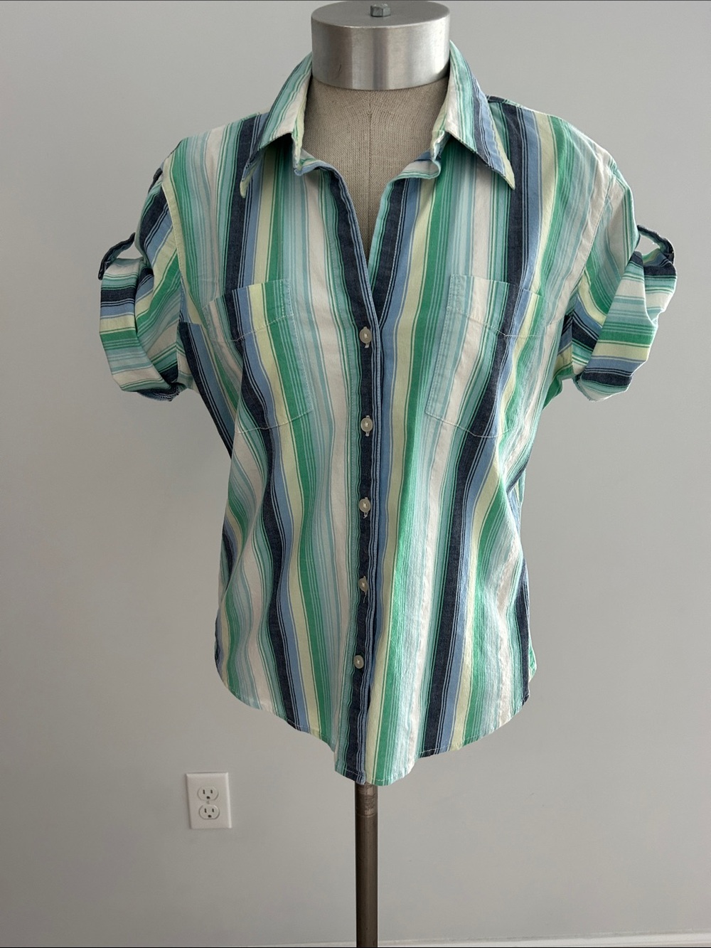 VTG 2003 Tommy Hilfiger‎ Striped Button-Down Shirt in Green, Blue and White